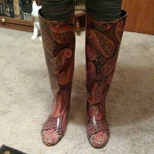 Wellies.    Rain boots